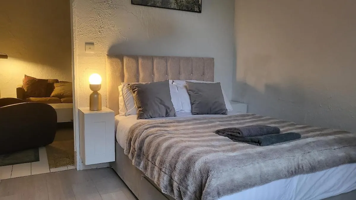 One Bed Garden Flat - Prime Location - Free Onsite Parking - Own Entrance Apartman Brighton Egyesült Királyság